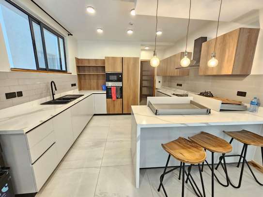 Furnished 3 Bed Apartment with En Suite at Peponi Road image 11