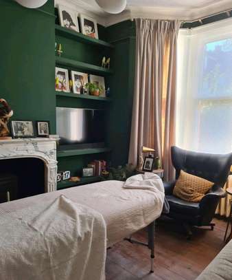 Ladies massage services by male professional image 2