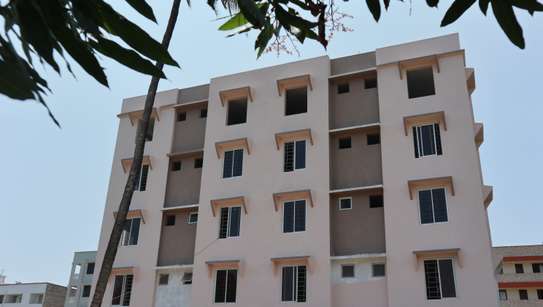 2 Bed Apartment with Balcony in Mtwapa image 8