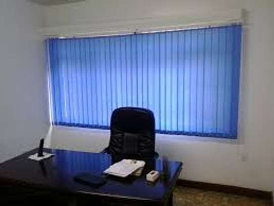 OFFICE OFFICE CURTAINS/BLINDS image 1