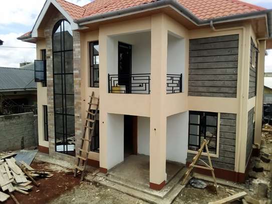 4 Bed House with En Suite at Zebra image 3