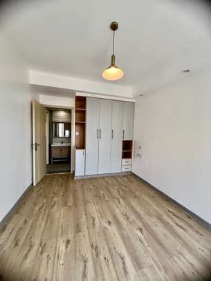 1 Bed Apartment with En Suite in Kileleshwa image 6