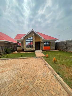 3 Bed House with En Suite in Kenyatta Road image 1