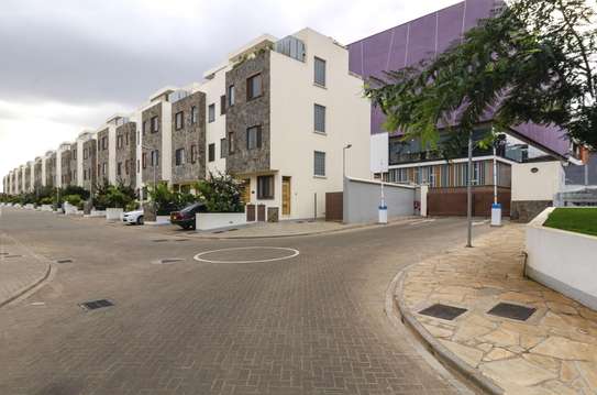 4 Bed Townhouse with En Suite in Thika Road image 1