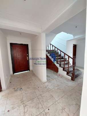 4 Bed House with En Suite at Mombasa Road image 8