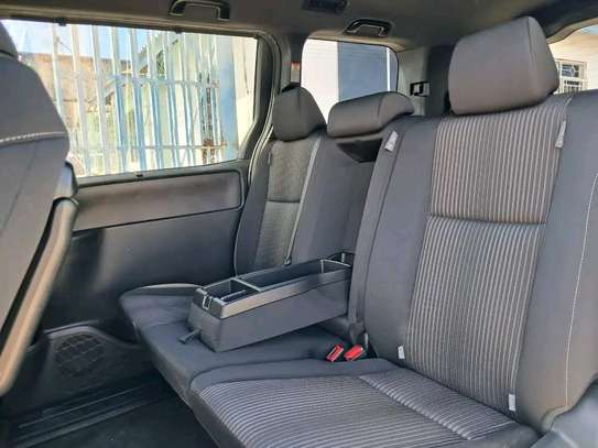 Toyota Noah WXB image 5
