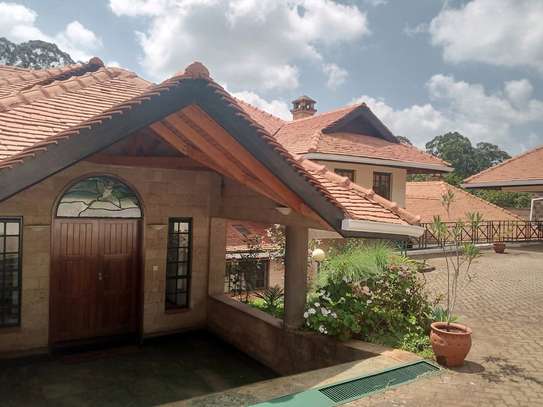 5 Bed House with En Suite in Nyari image 20