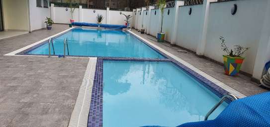 4 Bed Apartment with Aircon in General Mathenge image 2