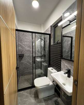 2 Bed Apartment with En Suite in Kilimani image 9