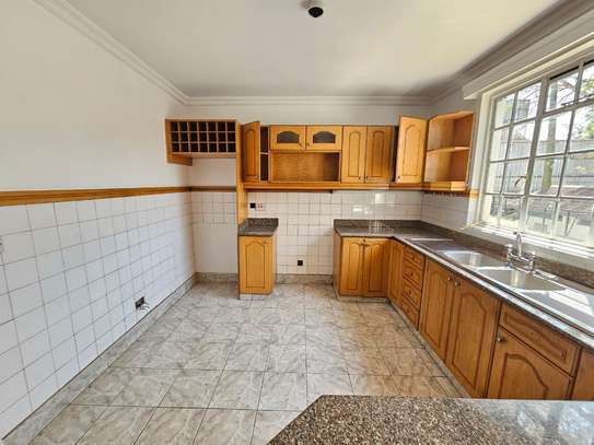 3 Bed Apartment with En Suite in Muthaiga image 14