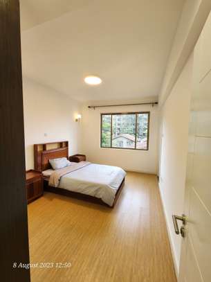 4 Bed Apartment with En Suite in Lavington image 21