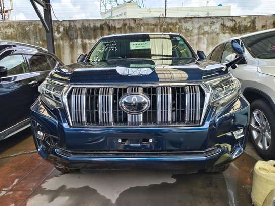 Toyota Land cruiser Prado TX-L Diesel 2019 image 1