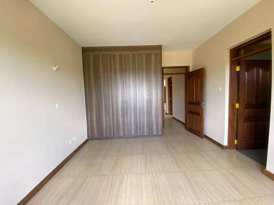 3 Bed Apartment with En Suite in Kileleshwa image 3