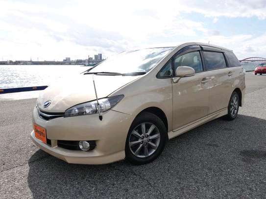 GOLD TOYOTA WISH (MKOPO/HIRE PURCHASE ACCEPTED) image 10