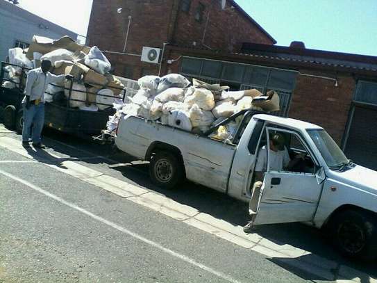 Rubbish, garbage and garden waste removals!Cleaning & Domestic Workers image 1