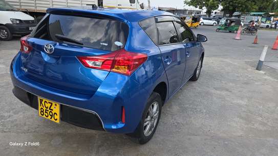 Toyota Auris KCZ image 3