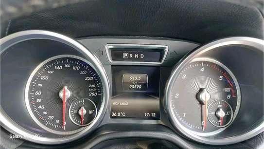 Mercedes Benz AMG GLE350d green 2017 image 13