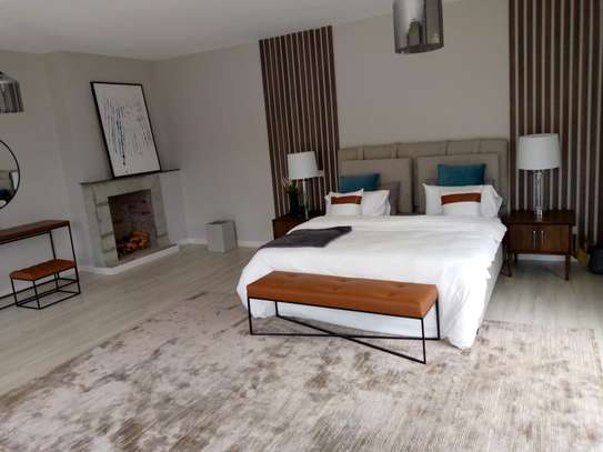 4 Bed House with En Suite in Karen Hardy image 22