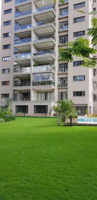 3 Bed Apartment with En Suite at Riverside Drive image 33