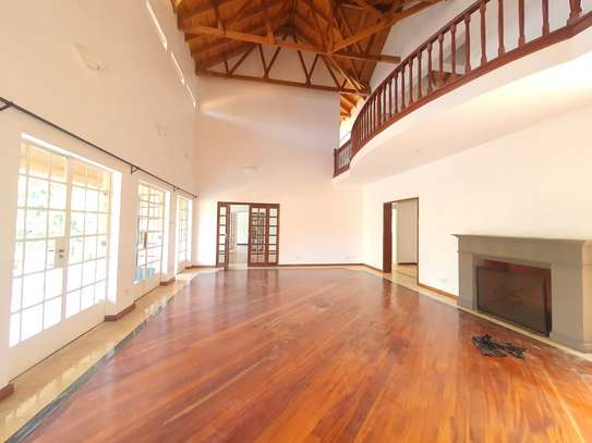 5 bedroom house for rent in Nyari image 15
