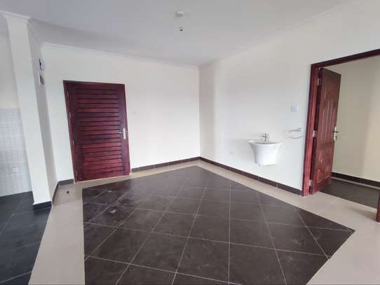 2 Bed Apartment with En Suite in Lavington image 7