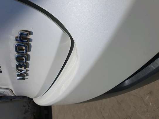 Lexus NX 300h Hybrid image 8