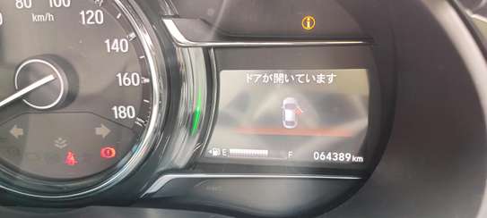 Honda Grace Hybrid Silver 2018 image 7