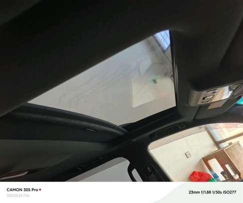 Toyota landcruiser ZX image 7