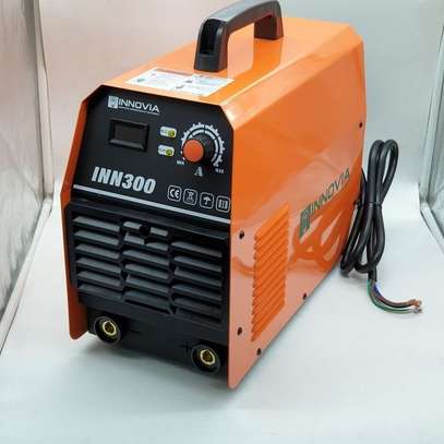 Great 300Amp 3 Phase Welding Machine With Input Supply image 1