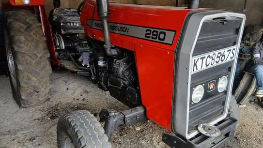 Massey Ferguson 290 tractor image 2