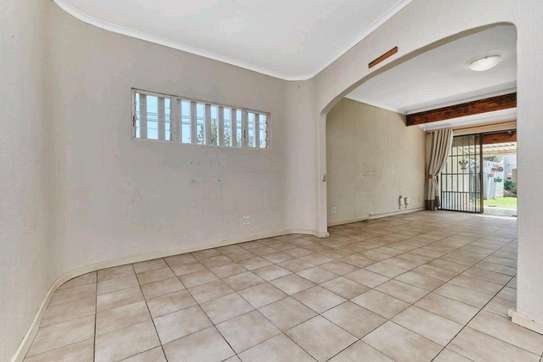 Westlands, Lantana Road Muthangari 3 bedroom bungalow family image 3