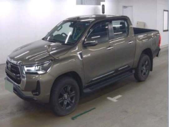 2021 Toyota Hilux double cab image 6