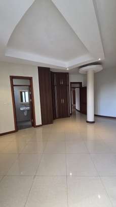 4 Bed Apartment with En Suite at General Mathenge image 10