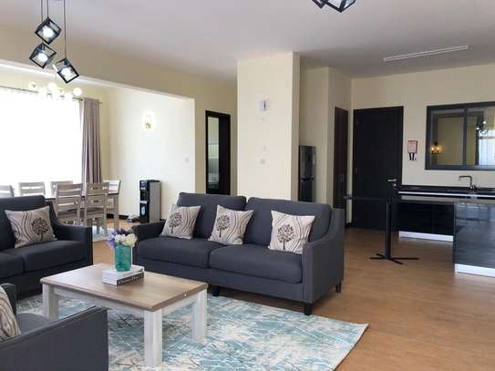 Serviced 3 Bed Apartment with En Suite in Kilimani image 11