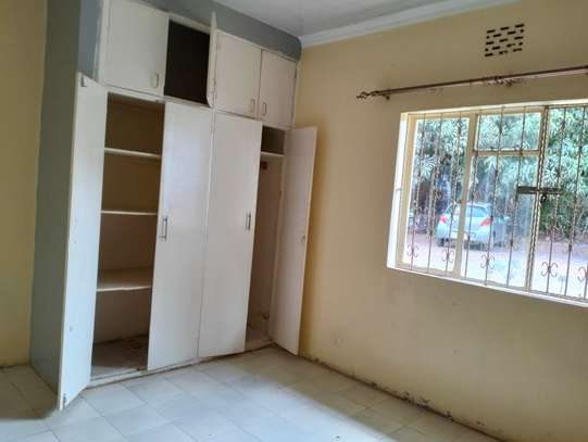 Commercial Property with Aircon in Lavington image 11