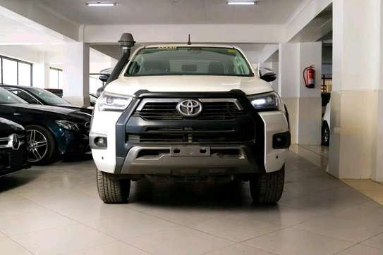 Toyota Hilux double cabin SRS 2016 image 6