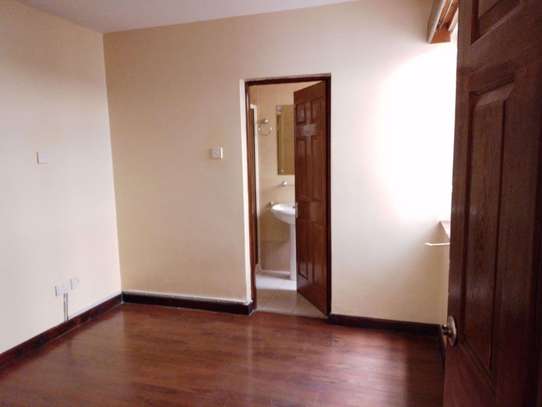 4 bedroom townhouse for rent in Kileleshwa image 6