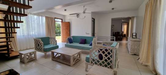 3 Bed Villa with En Suite at Vipingo image 26