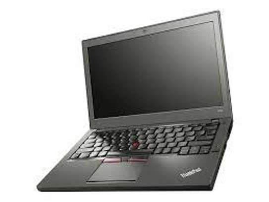 lenovo ThinkPad x250 core i5 image 6