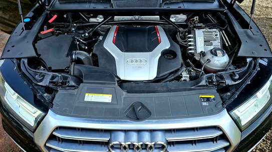 2020 Audi SQ5 quattro image 6