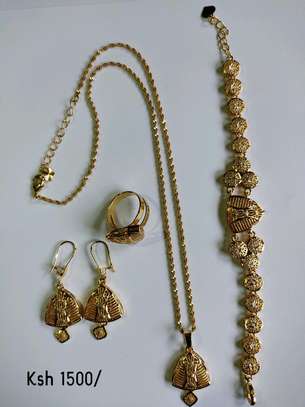 Jewellery image 2