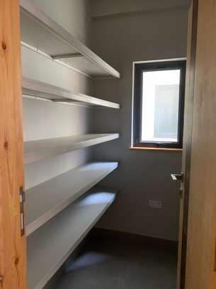 3 Bed Apartment with En Suite at Mandera Road image 5