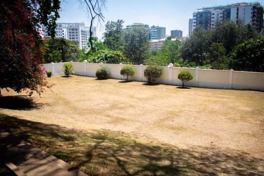 Serviced 3 Bed Apartment with En Suite at Muthaiga Gardens image 8