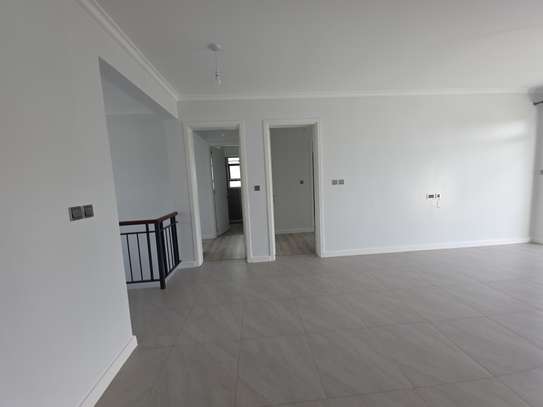 5 Bed Townhouse with En Suite at New Runda image 6