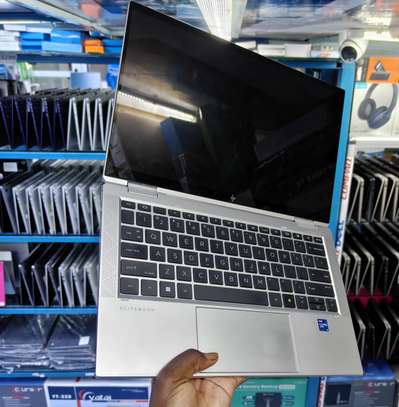 Hp EliteBook 830 G8* image 2