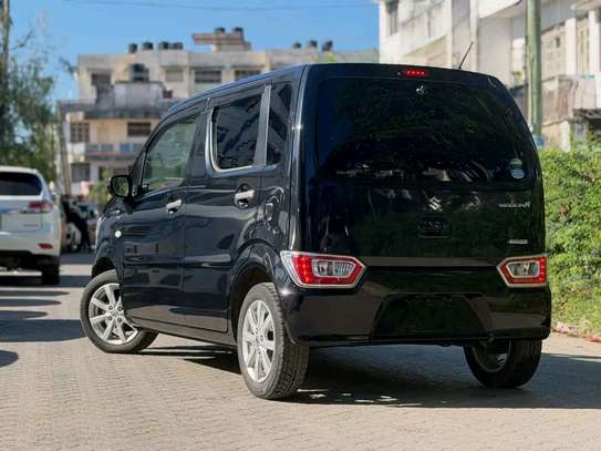 Suzuki wango R hybrid image 4