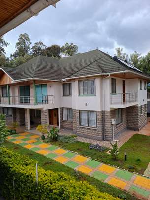 Lovely 5 BR House plus Sqs in Karen image 5