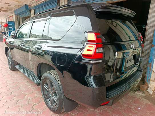 Toyota Land Cruiser Prado diesel image 8