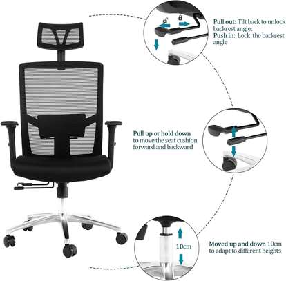 Office seats: Office mesh chair with lumbar support image 3