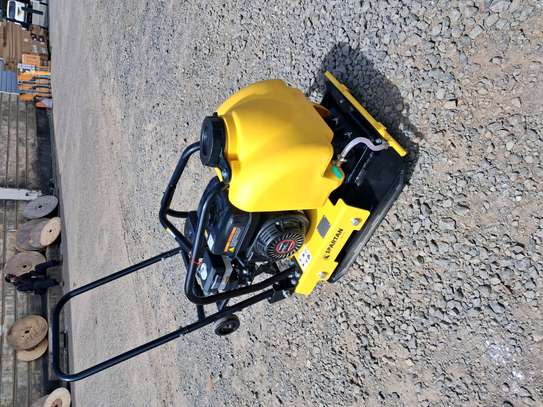 Spartan Plate Compactor – Heavy Duty Soil Compaction Machine image 2